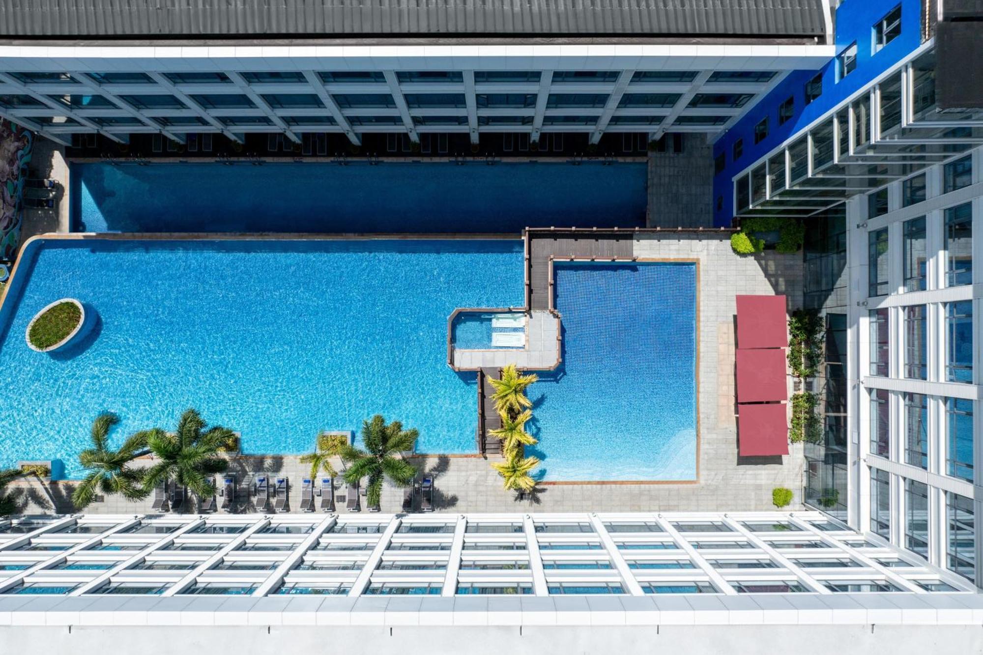 Four Points By Sheraton Boracay Balabag  Exterior photo