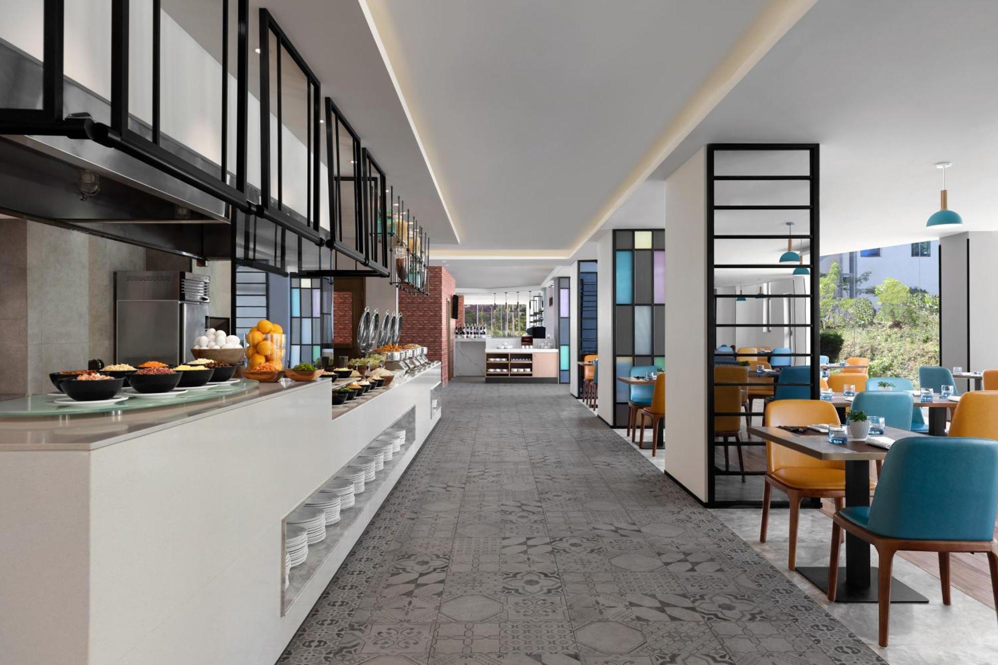 Four Points By Sheraton Boracay Balabag  Exterior photo